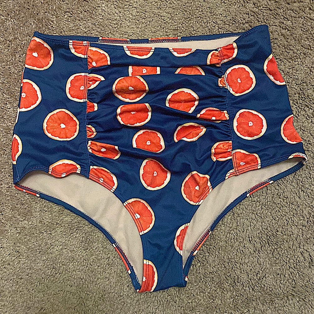 Kortni Jeane ruched front grapefruit bottoms